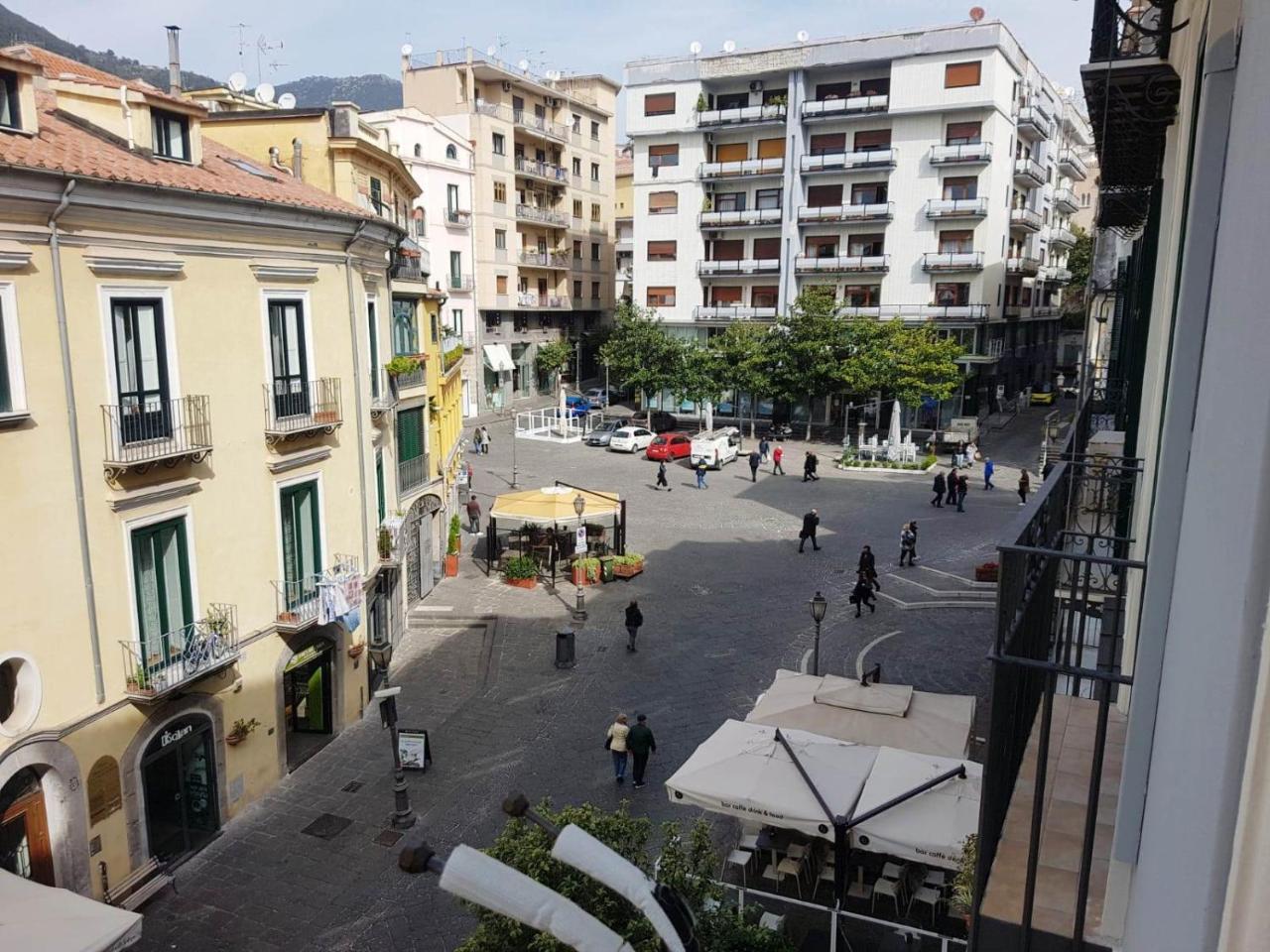 Zelzar Salerno Centro Exterior foto