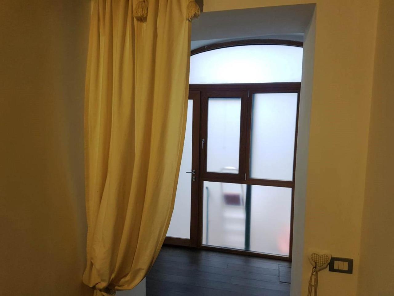 Zelzar Salerno Centro Exterior foto