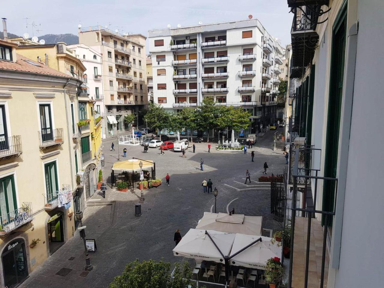 Zelzar Salerno Centro Exterior foto